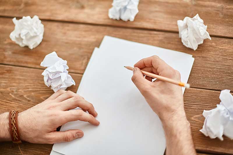 coup-marketing-logo-5-fragen-ideenfindung-skizze-design